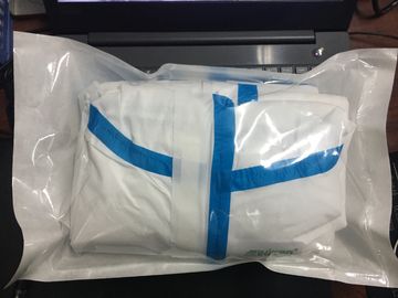 Waterproof Disposable Protective Coveralls For Medical Clinics , Hospital Ward , Inspection Rooms, Protective clothing